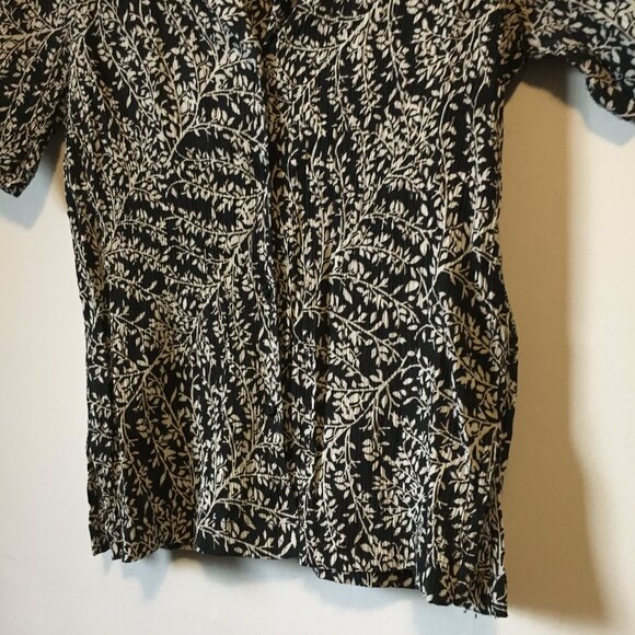 Outline Petite 90s Crepe Button Down Shirt - Picture 4 of 14